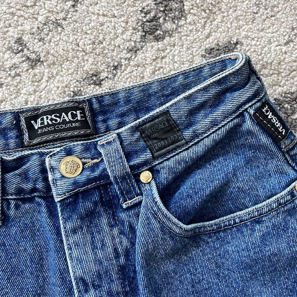 Versace vintage women’s jeans - Picture 2 of 7
